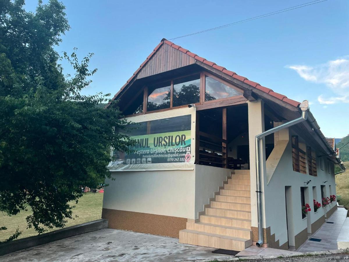 Hanul Ursilor Chiscau Bagian luar foto